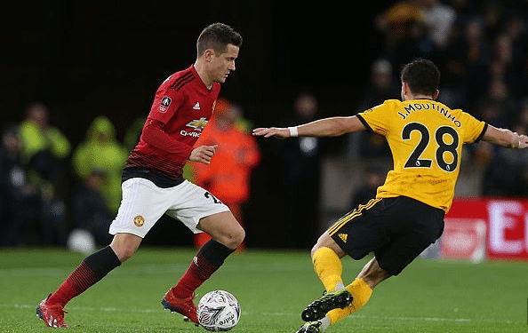 他的表现直 他的表现直