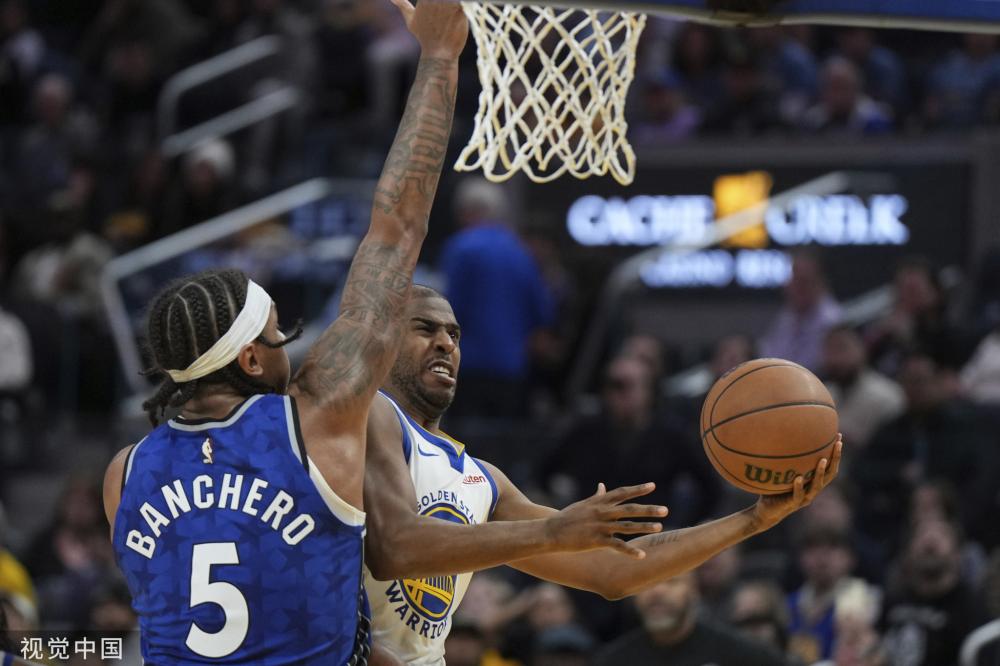 利用社交平 利用社交平